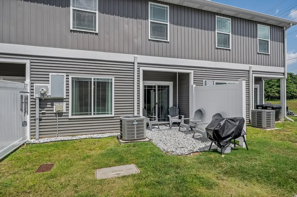 1038 E Main Street Unit 102 Livingston TN 38570