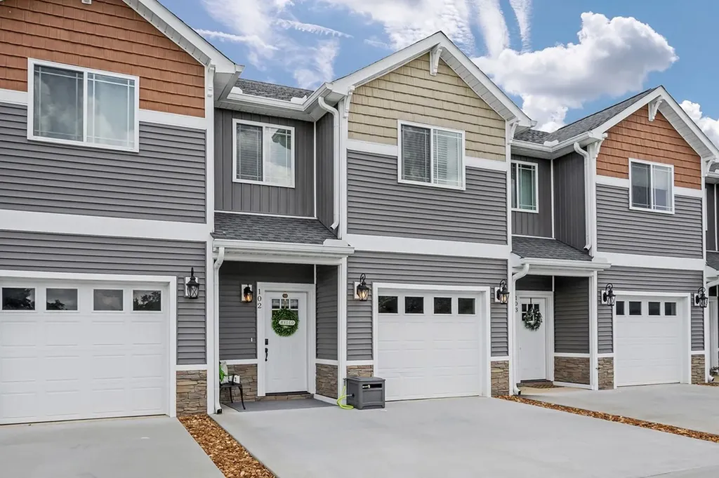 1038 E Main Street Unit 102 Livingston TN 38570