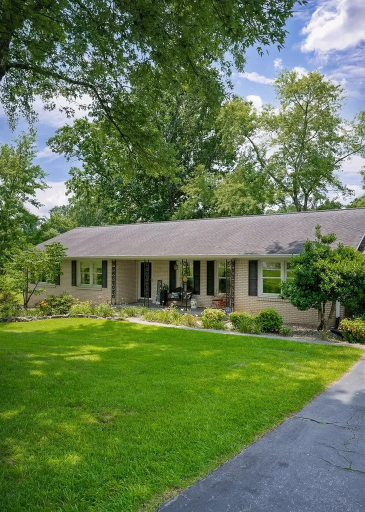 359 Cc Camp Road Cookeville TN 38501