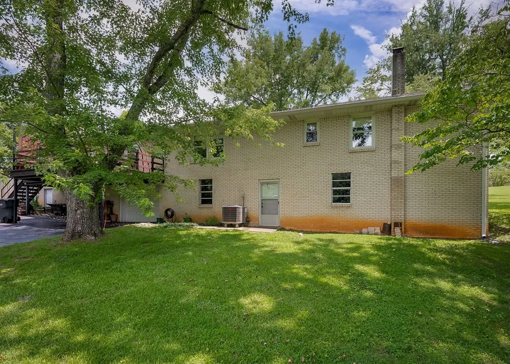 359 Cc Camp Road Cookeville TN 38501