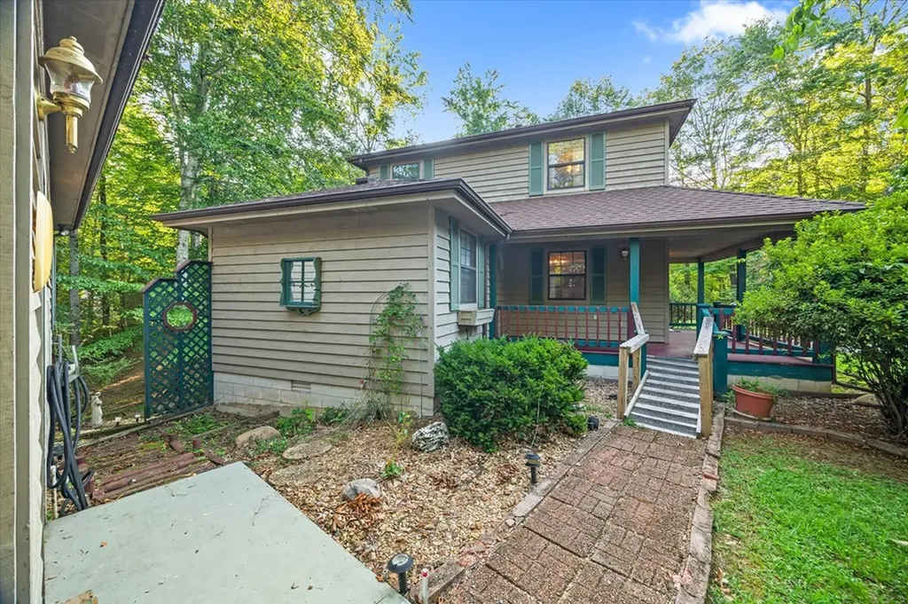 1111 Cherokee Road Byrdstown TN 38549