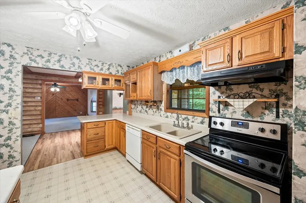 1111 Cherokee Road Byrdstown TN 38549