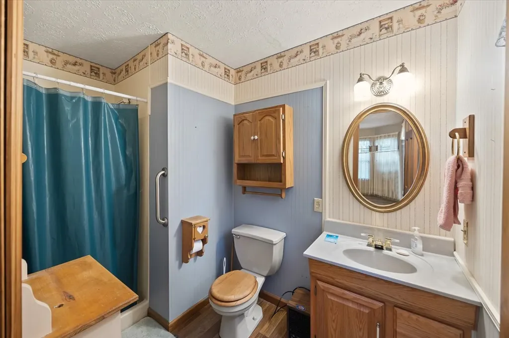 1111 Cherokee Road Byrdstown TN 38549