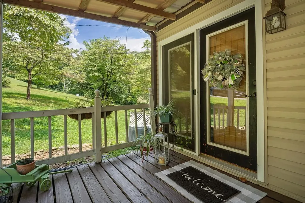 690 Ironwood Avenue Livingston TN 38570