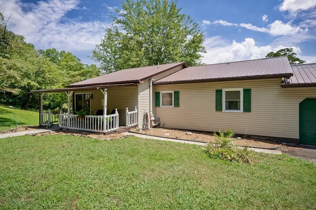 690 Ironwood Avenue Livingston TN 38570