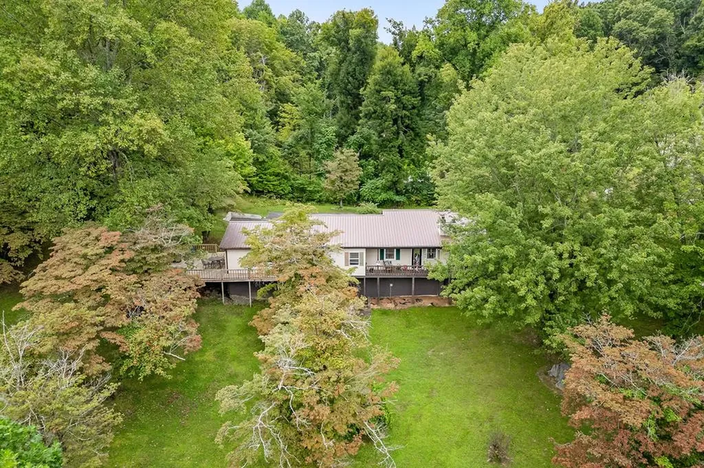 690 Ironwood Avenue Livingston TN 38570