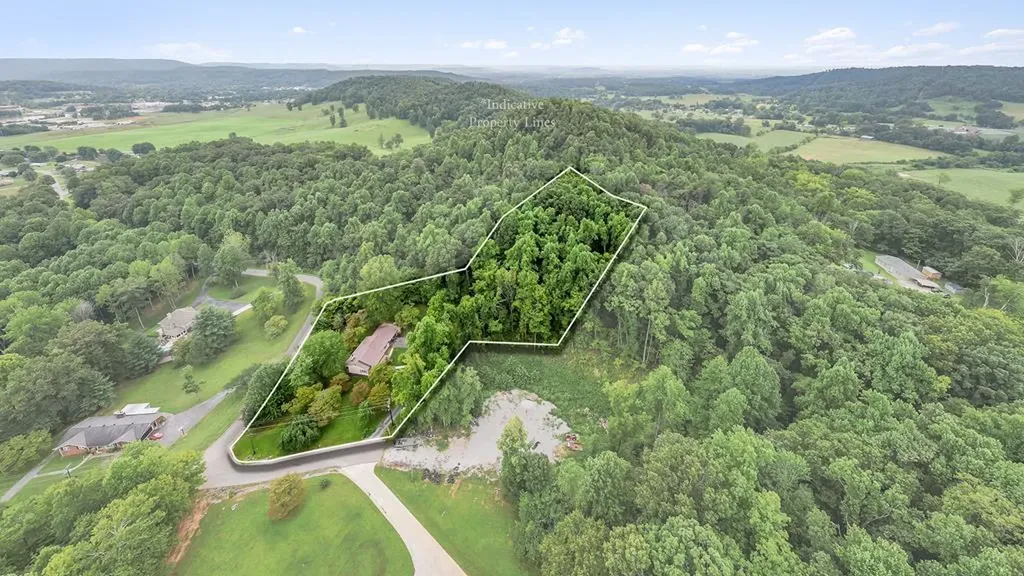 690 Ironwood Avenue Livingston TN 38570