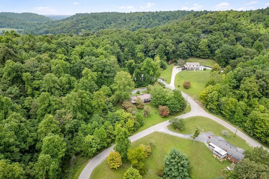 690 Ironwood Avenue Livingston TN 38570