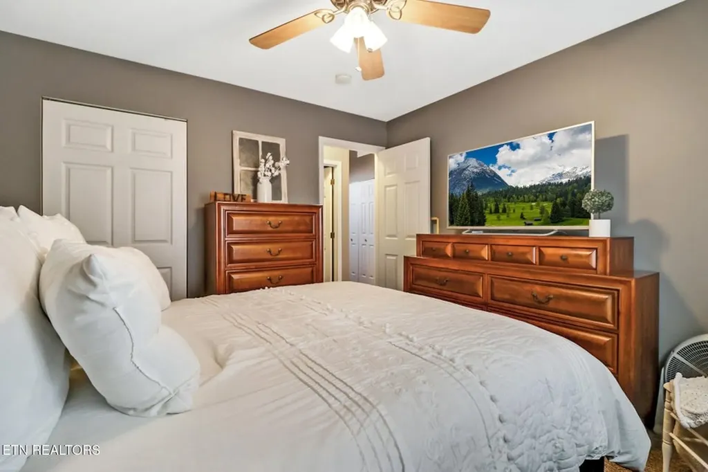 632 Peabody Trail Grimsley TN 38565-5096