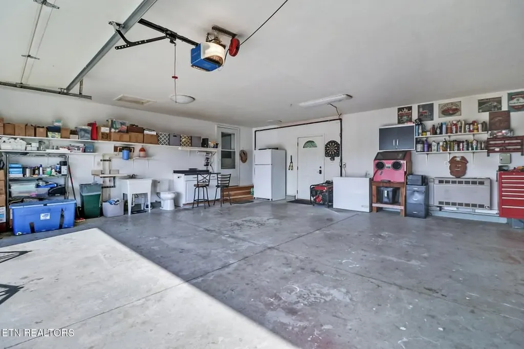 632 Peabody Trail Grimsley TN 38565-5096