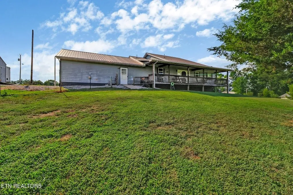 632 Peabody Trail Grimsley TN 38565-5096