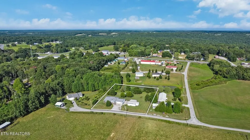 632 Peabody Trail Grimsley TN 38565-5096