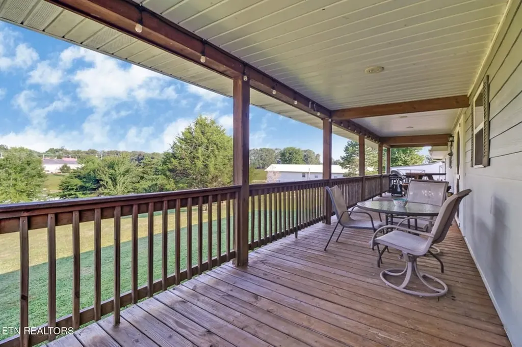 632 Peabody Trail Grimsley TN 38565-5096