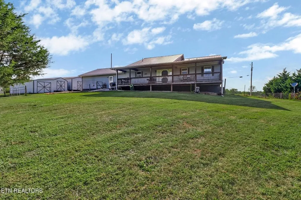 632 Peabody Trail Grimsley TN 38565-5096