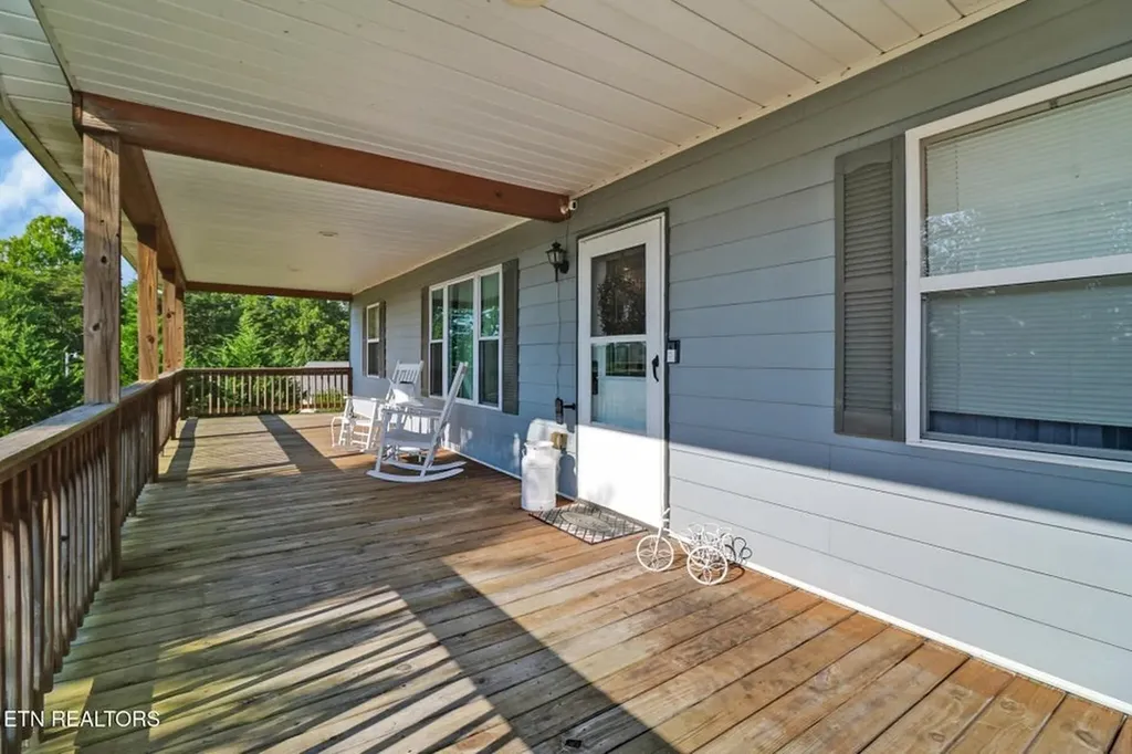 632 Peabody Trail Grimsley TN 38565-5096