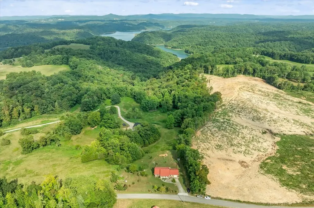 9466 Barnes Ridge Road Monroe TN 38573