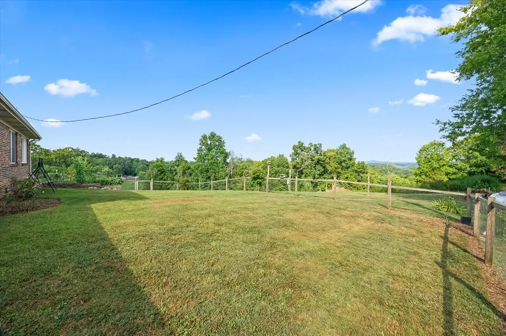 9466 Barnes Ridge Road Monroe TN 38573