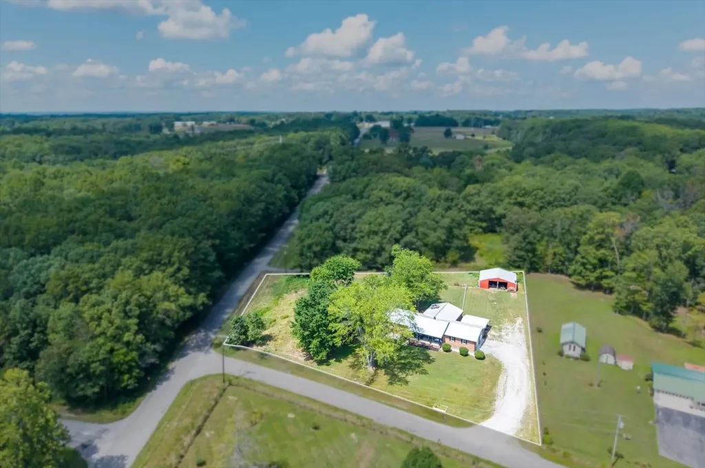 111 Guffey Lane Jamestown TN 38556