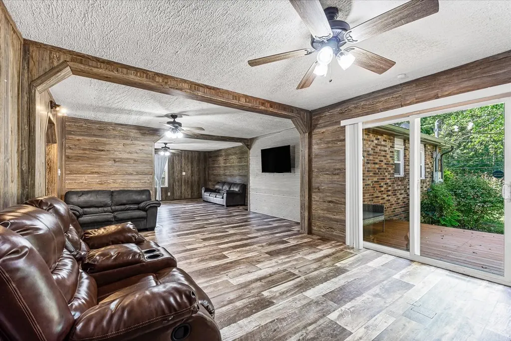 111 Guffey Lane Jamestown TN 38556