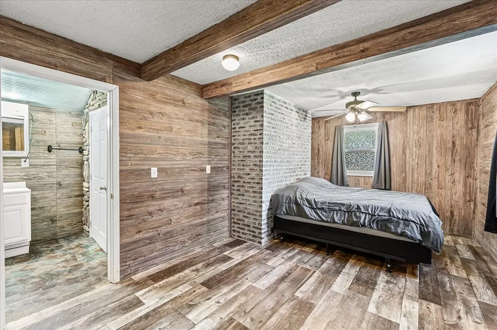 111 Guffey Lane Jamestown TN 38556