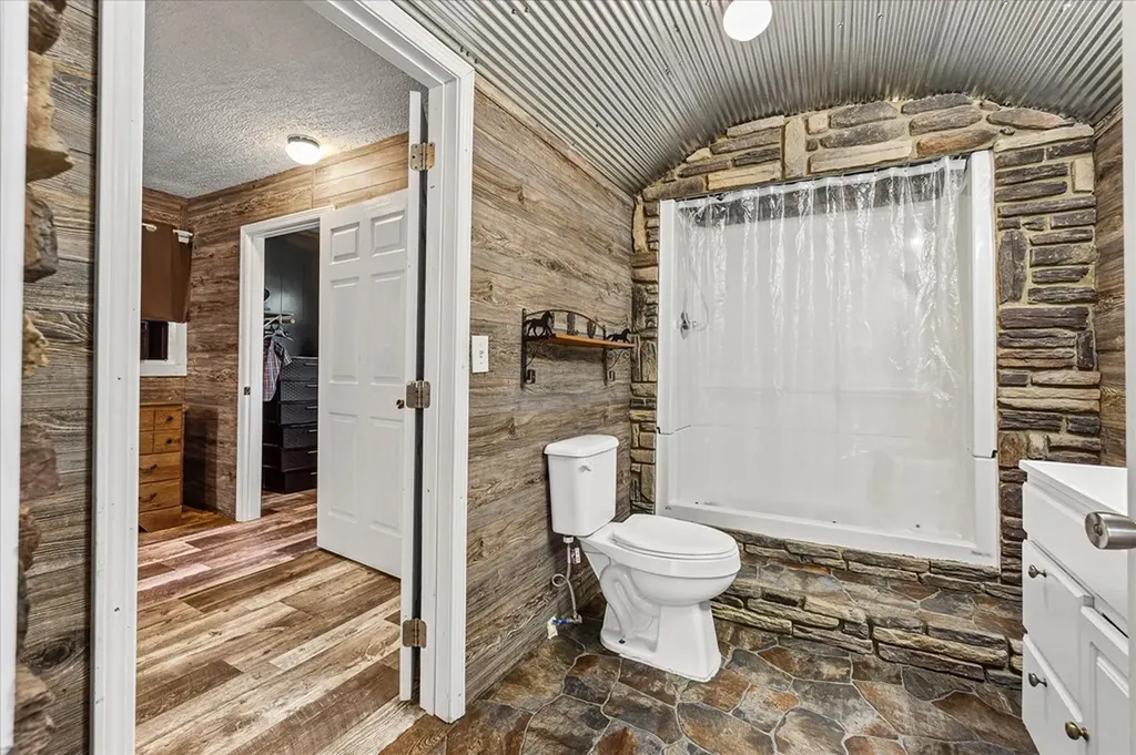 111 Guffey Lane Jamestown TN 38556