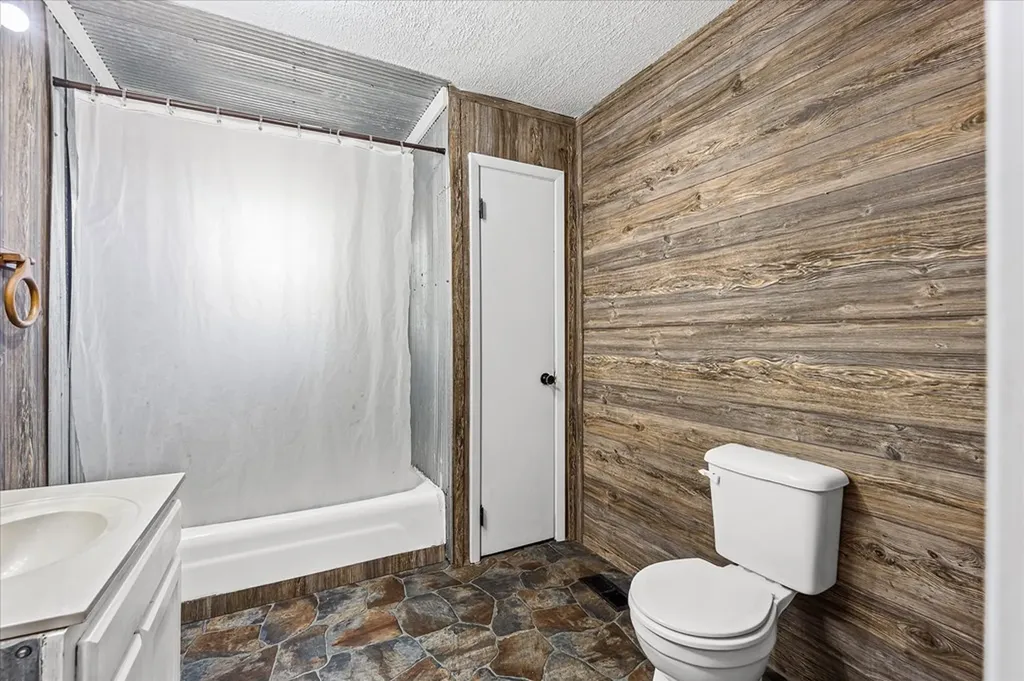 111 Guffey Lane Jamestown TN 38556