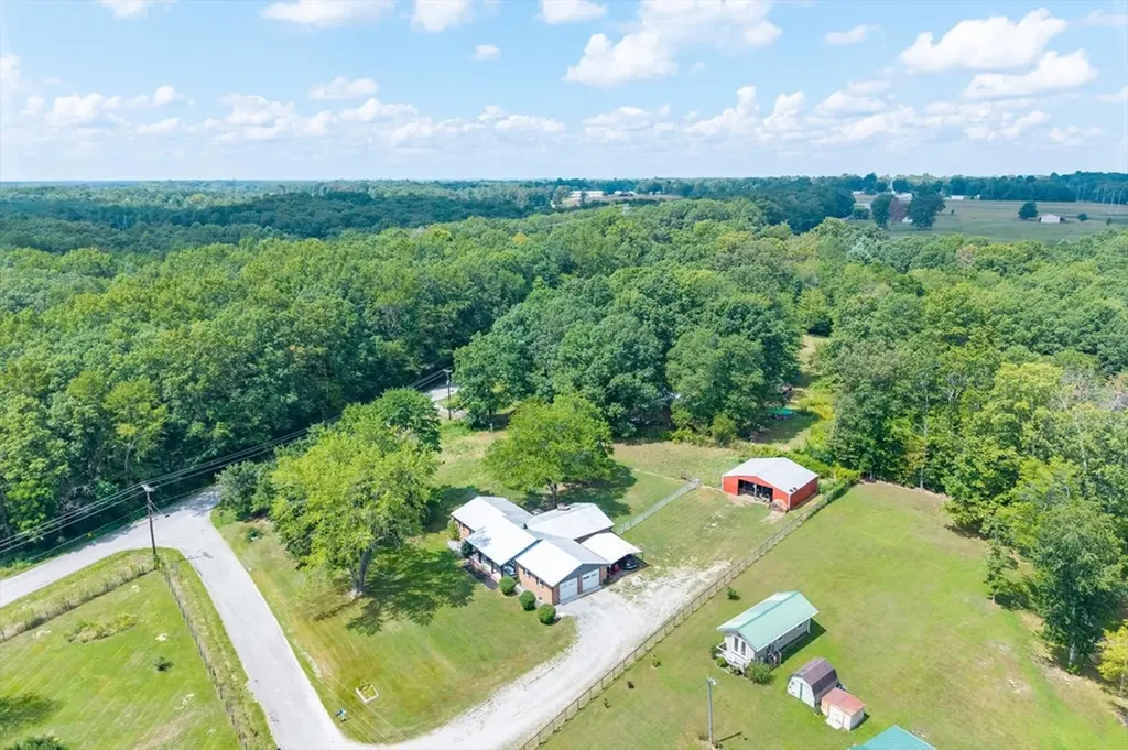 111 Guffey Lane Jamestown TN 38556