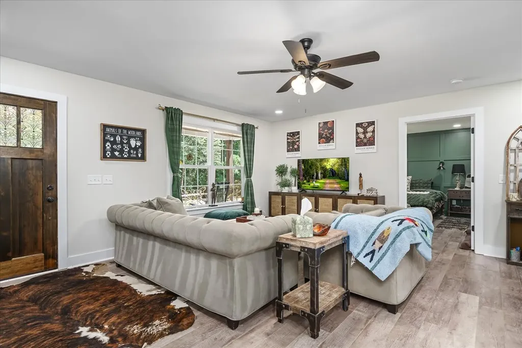 360 Hickory Lane Sparta TN 38583