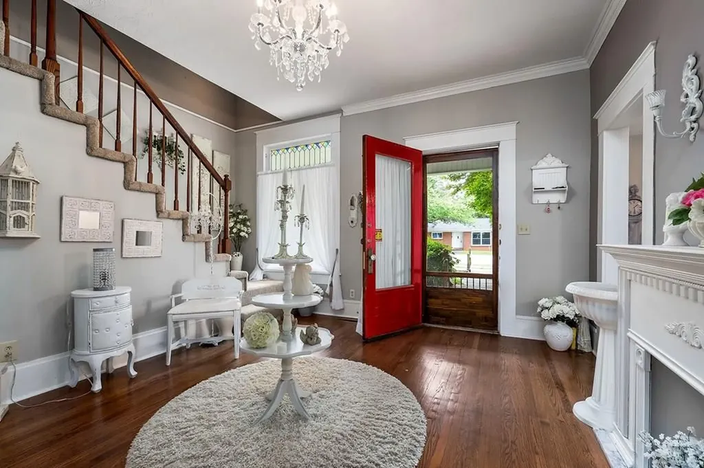 107 N Main Street Sparta TN 38583