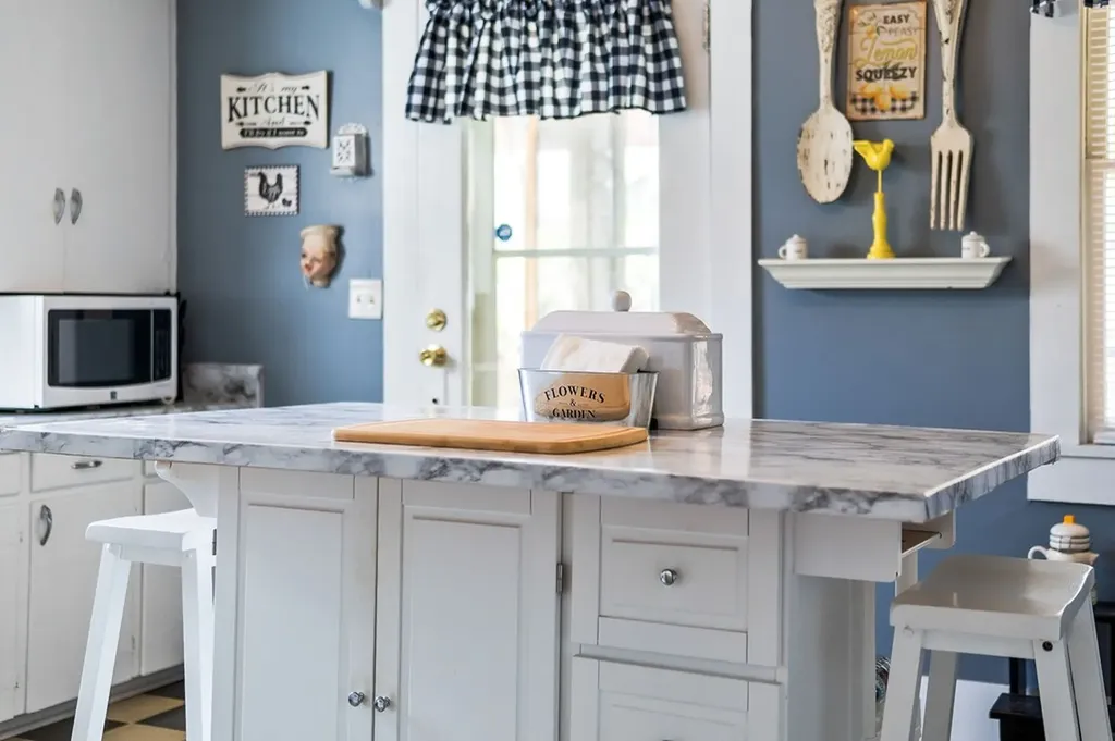 107 N Main Street Sparta TN 38583