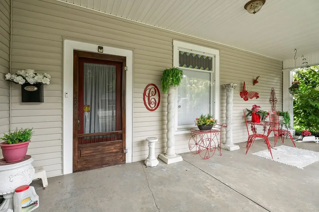 107 N Main Street Sparta TN 38583