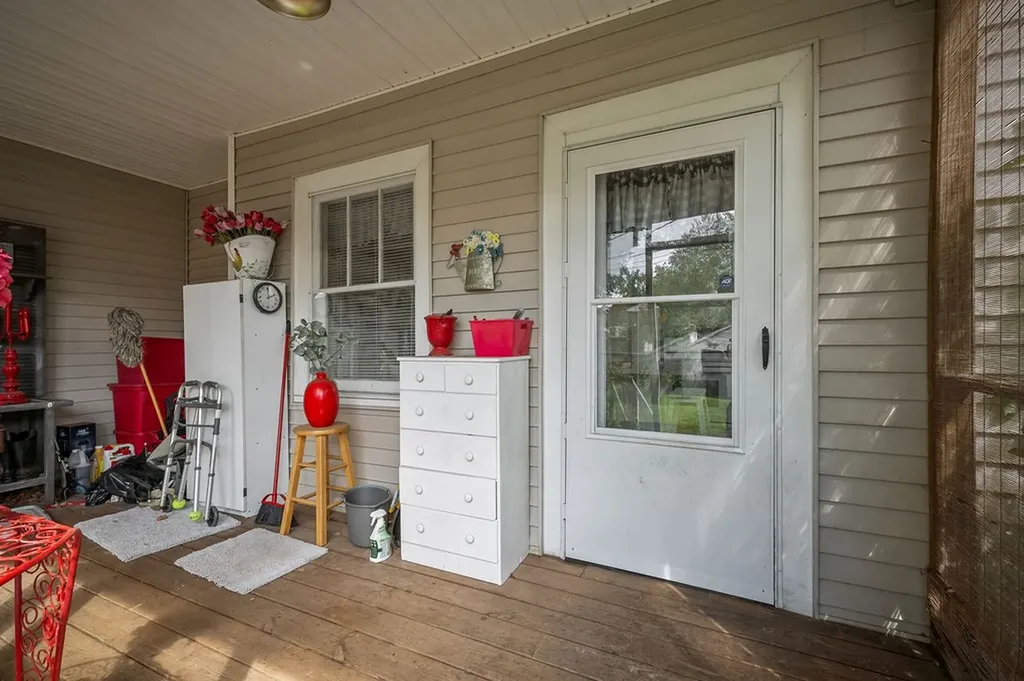 107 N Main Street Sparta TN 38583