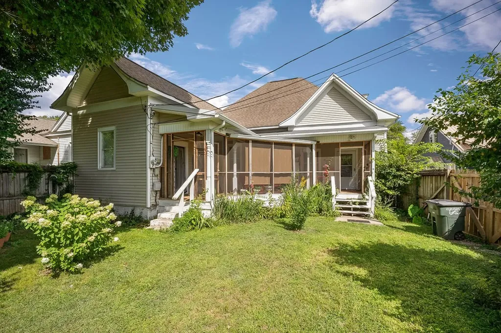 107 N Main Street Sparta TN 38583