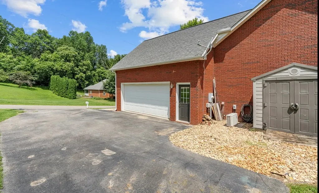 3930 Olyvia Court Cookeville TN 38506