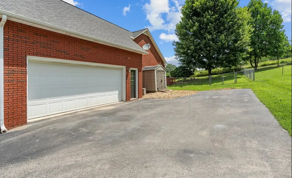 3930 Olyvia Court Cookeville TN 38506