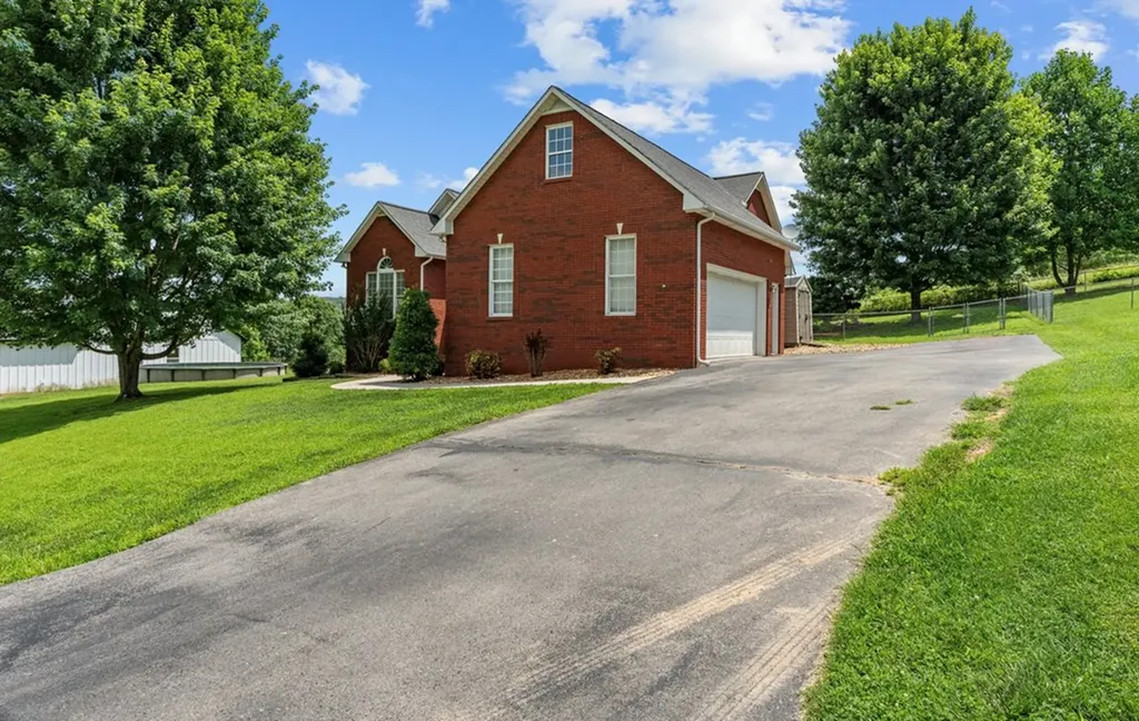 3930 Olyvia Court Cookeville TN 38506