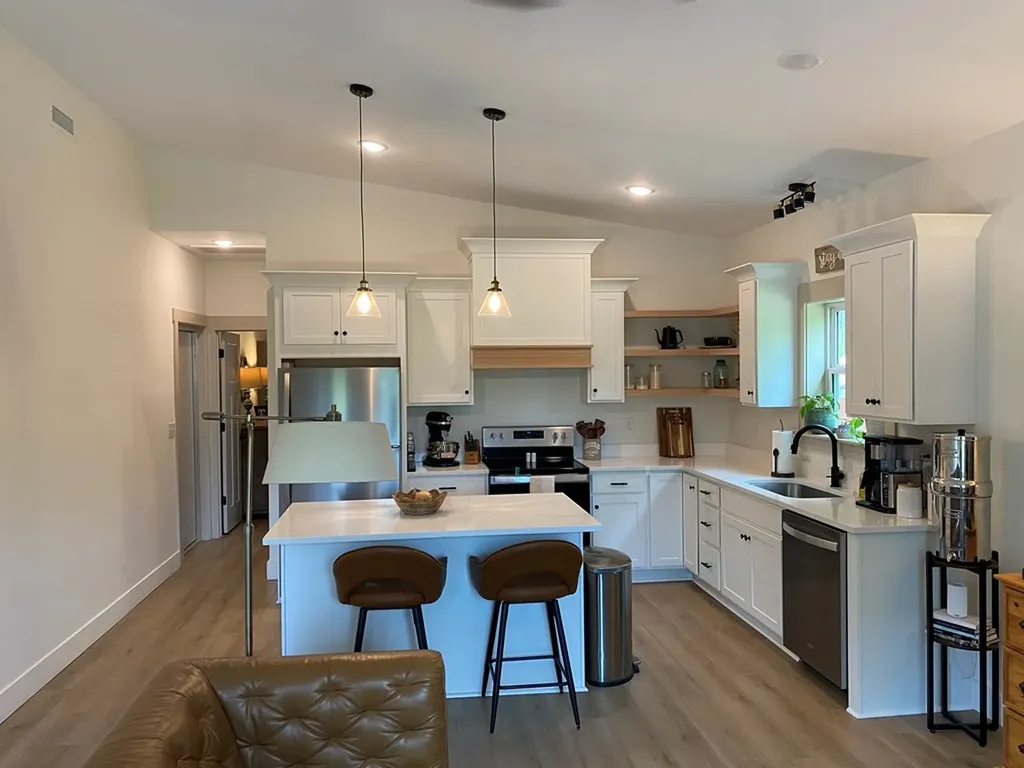 1585 Rock Springs Buffalo Valley TN 38548