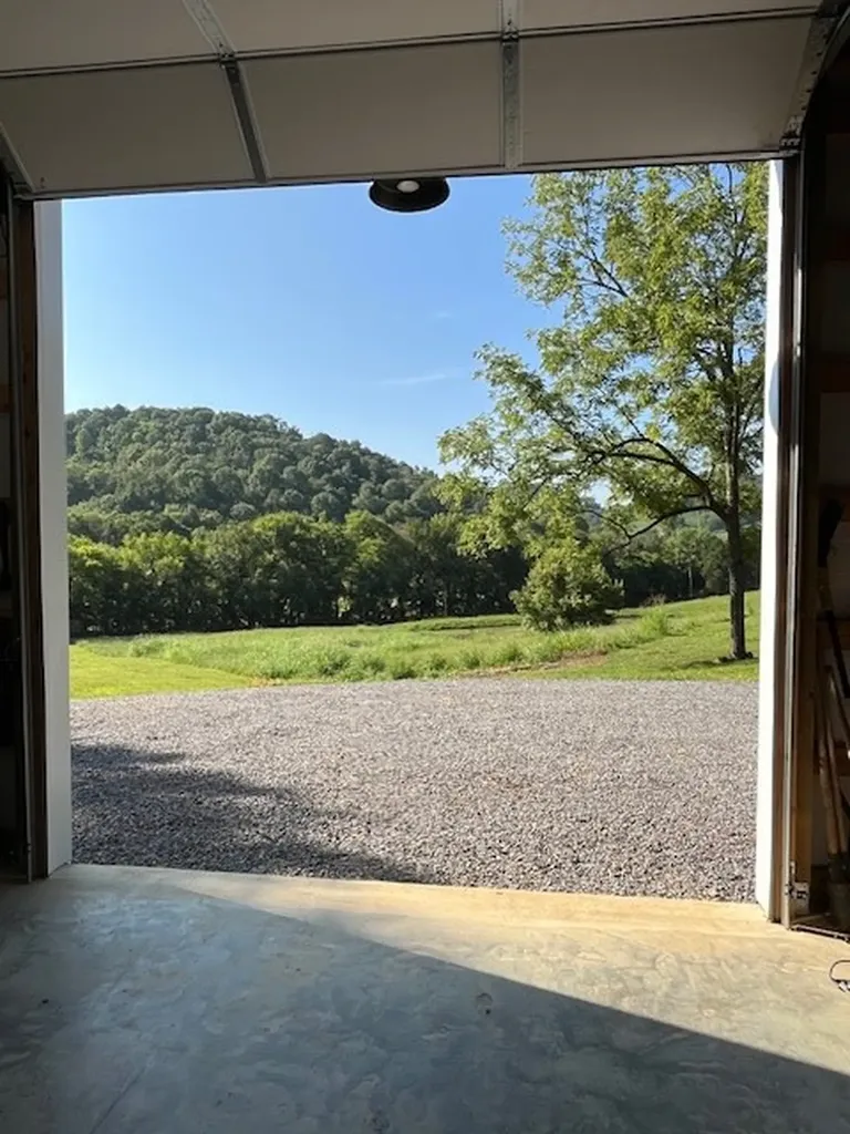 1585 Rock Springs Buffalo Valley TN 38548