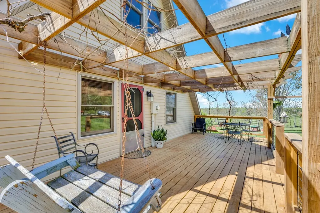 355 Dillon Gribble Road Sparta TN 38583