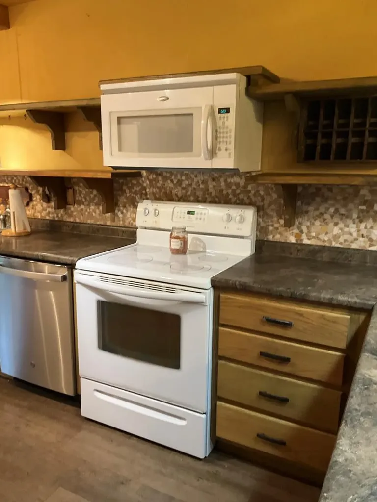 355 Dillon Gribble Road Sparta TN 38583