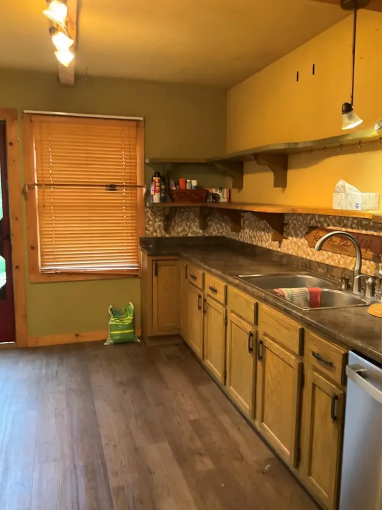 355 Dillon Gribble Road Sparta TN 38583