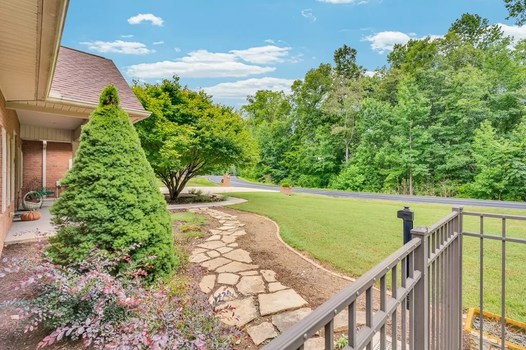 1005 Riverwatch Trace Sparta TN 38583