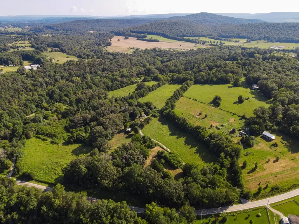 2359 E Gooseneck Road Sparta TN 38583