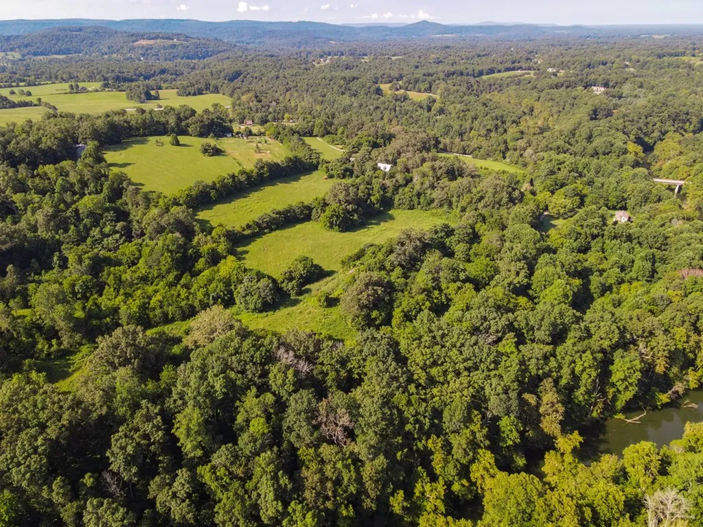 2359 E Gooseneck Road Sparta TN 38583