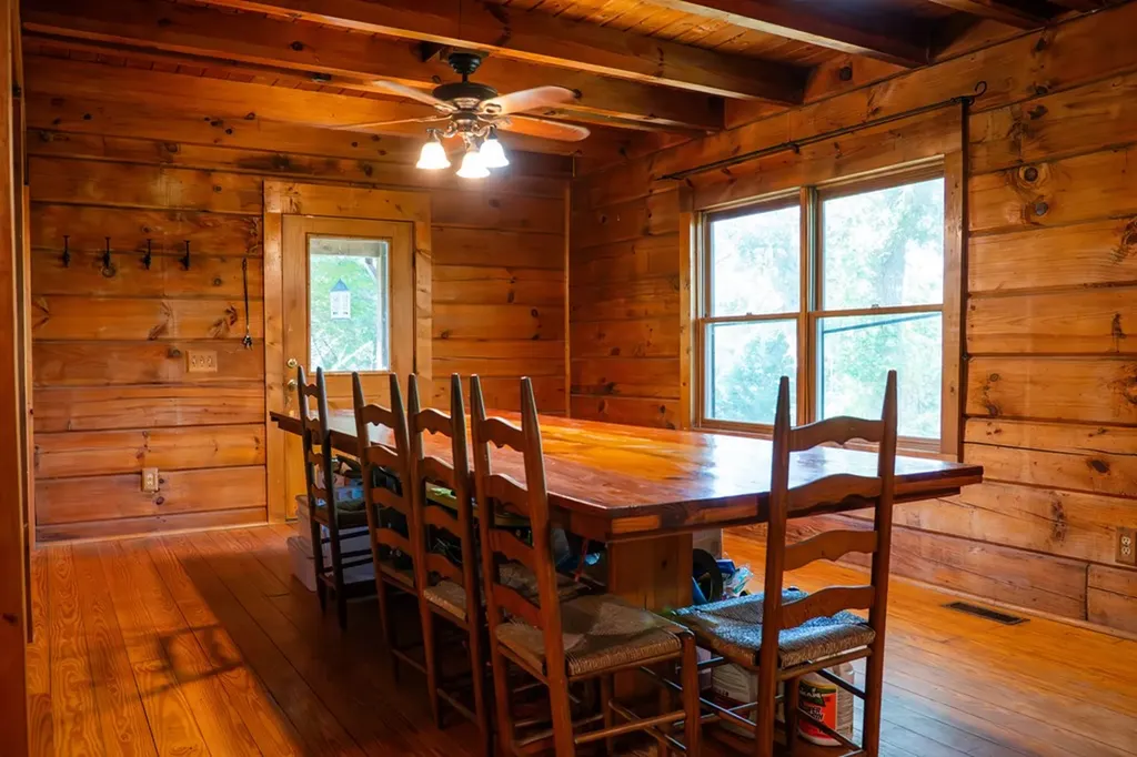 2359 E Gooseneck Road Sparta TN 38583