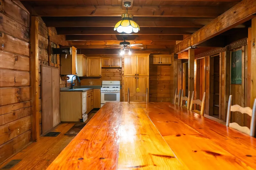 2359 E Gooseneck Road Sparta TN 38583