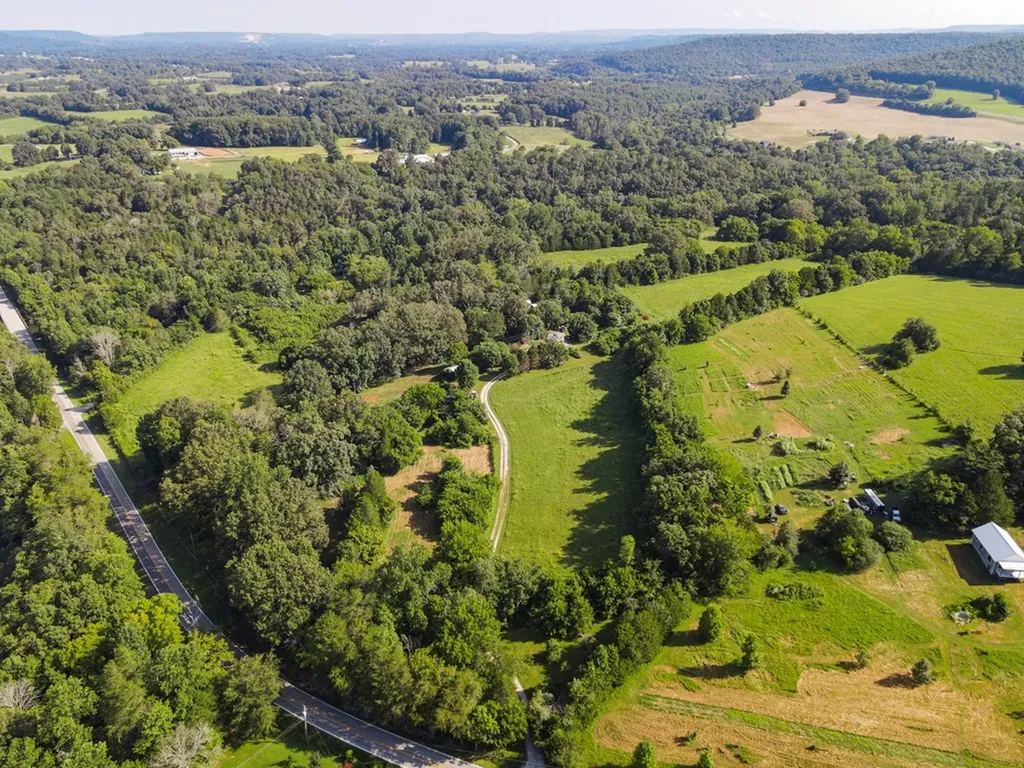 2359 E Gooseneck Road Sparta TN 38583