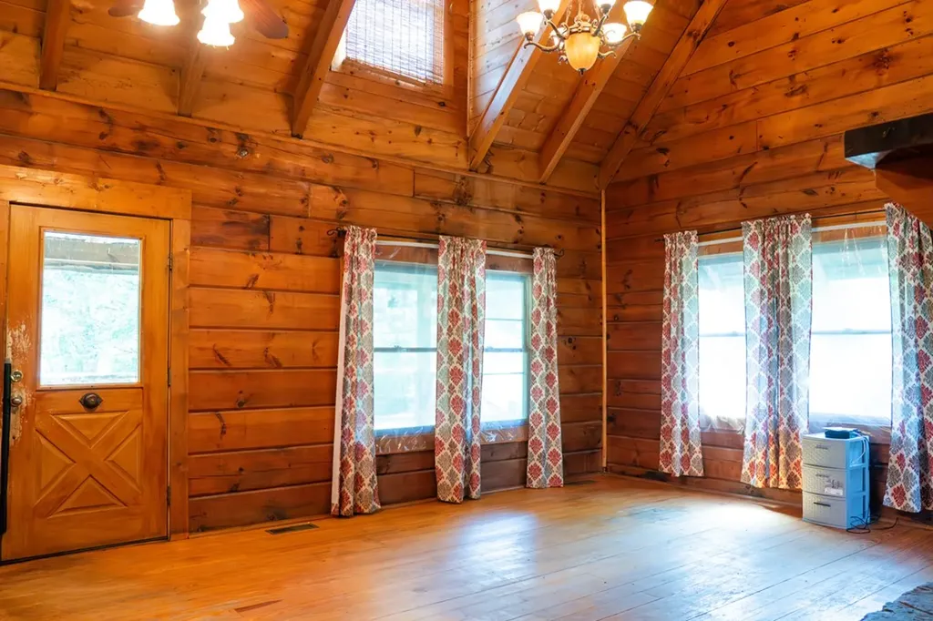 2359 E Gooseneck Road Sparta TN 38583