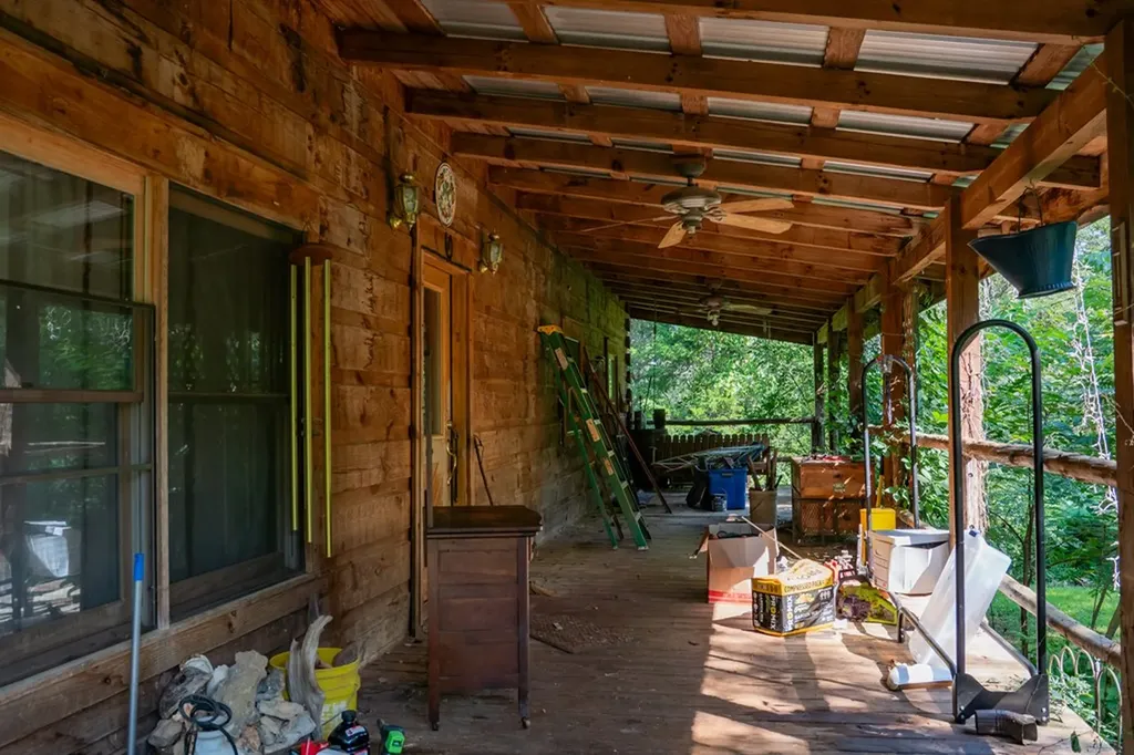 2359 E Gooseneck Road Sparta TN 38583