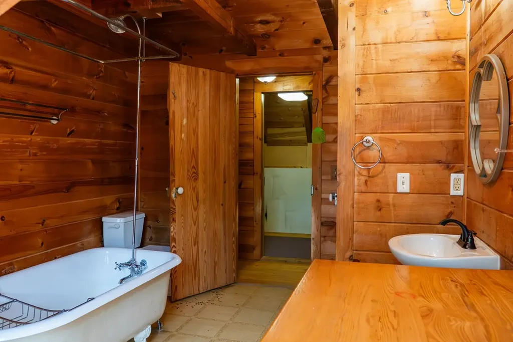 2359 E Gooseneck Road Sparta TN 38583